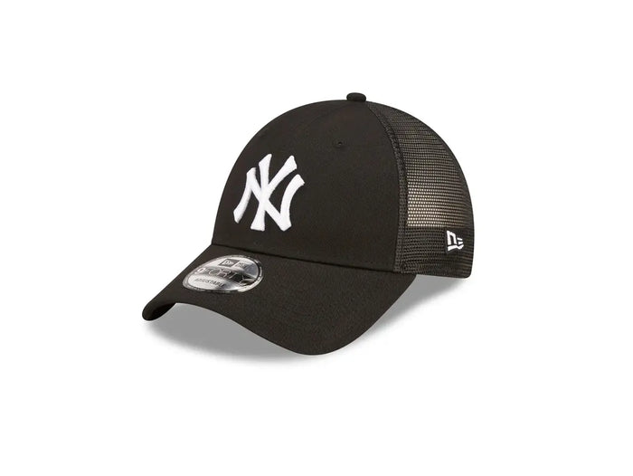 NY Yankees 9FORTY Trucker negra strapback