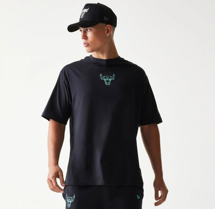 Camiseta - Shirt Bulls negra oversize