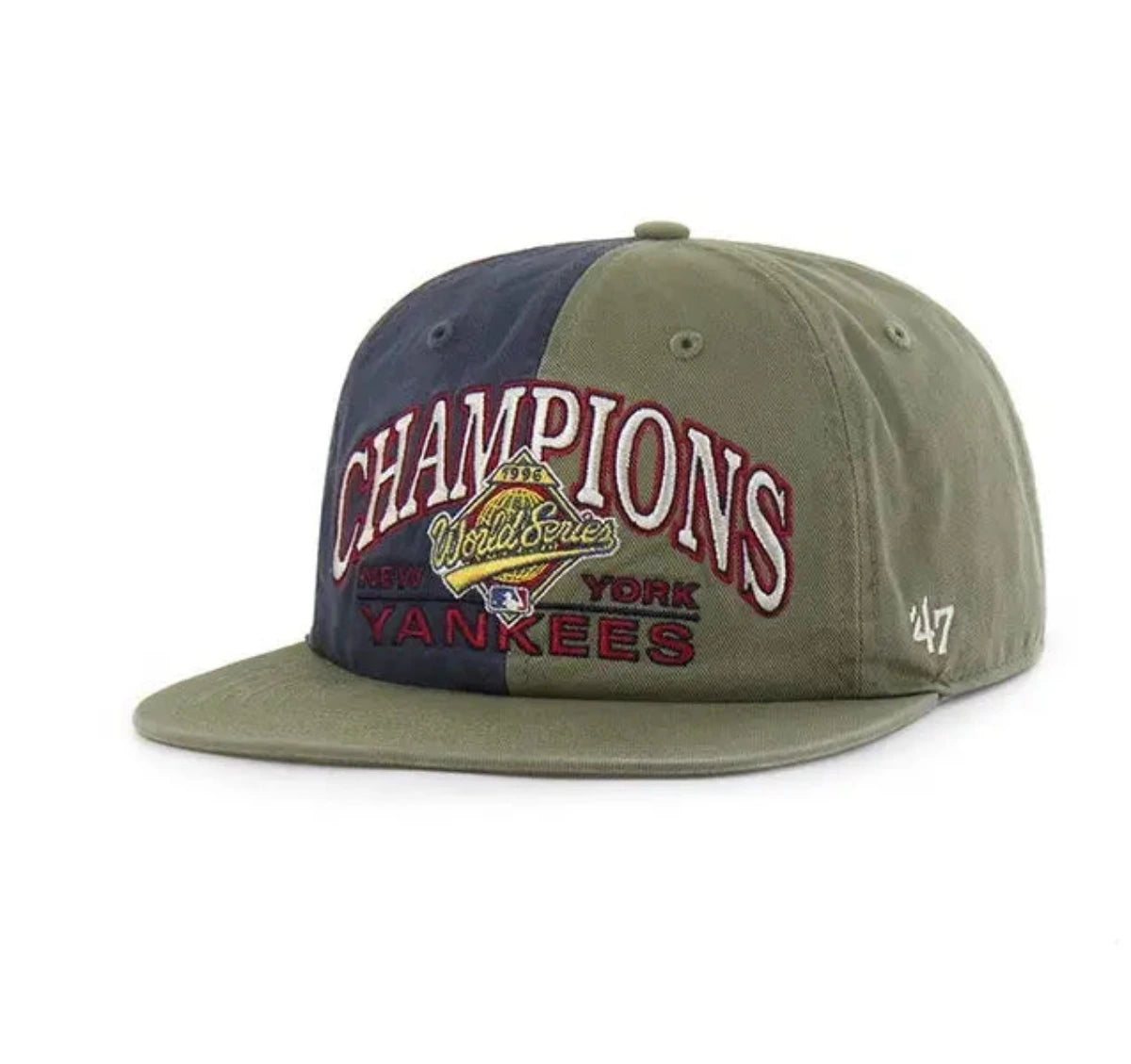 Gorra ’47 CAPTAIN de los New York Yankees 96 Yankees Split en color verde militar y azul marino