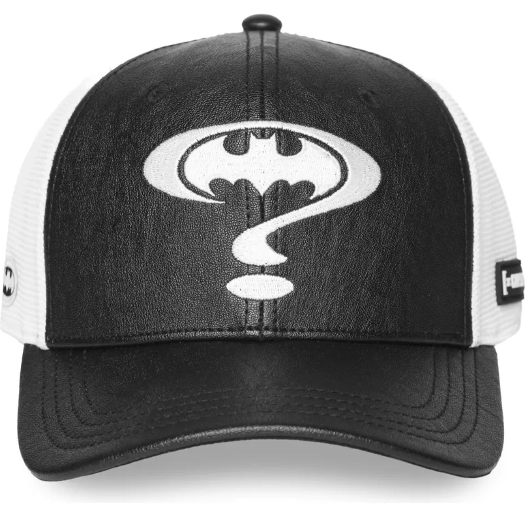 Gorras Trucker - Capslab Batman x Enigma negra y blanca