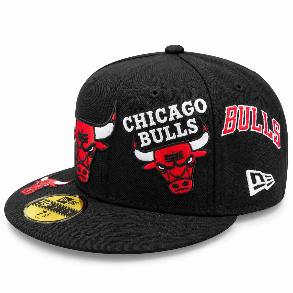 Detalle de los parches decorativos de la gorra New Era Chicago Bulls Multipatch HWC