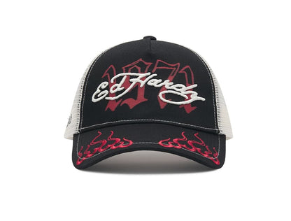 Ed Hardy Trucker Negra y Blanca con Bordados Rojos - Mundo Gorras - Gorras Trucker