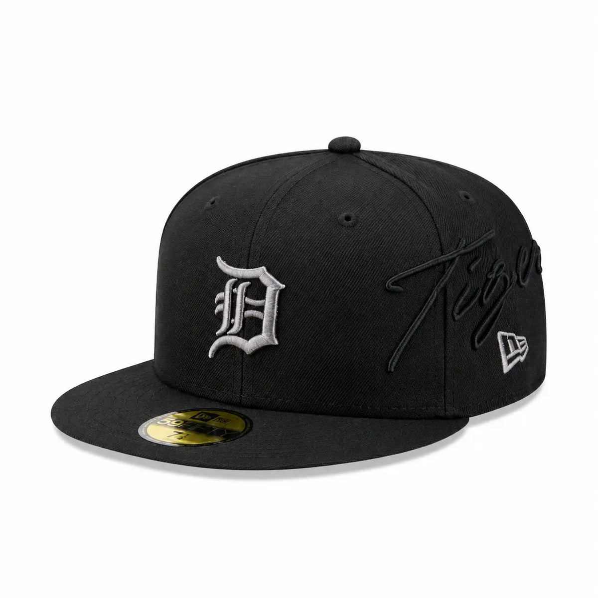 Gorra cerrada por tallas New Era 59FIFTY oficial de los Detroit Tigers en color negro con bordado manuscrito lateral, disponible en la tienda Mundogorras en Gran Canaria.