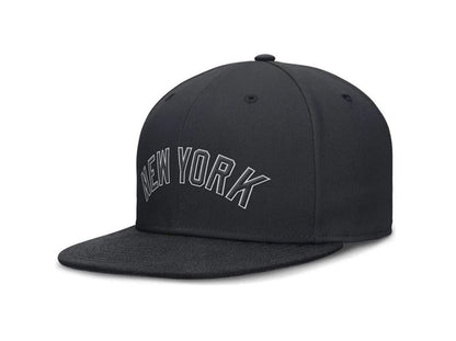Gorra Nike New York Yankees Dri-FIT True Structured Round Bill Fitted Azul Marino - Mundo Gorras - Gorras Ajustadas