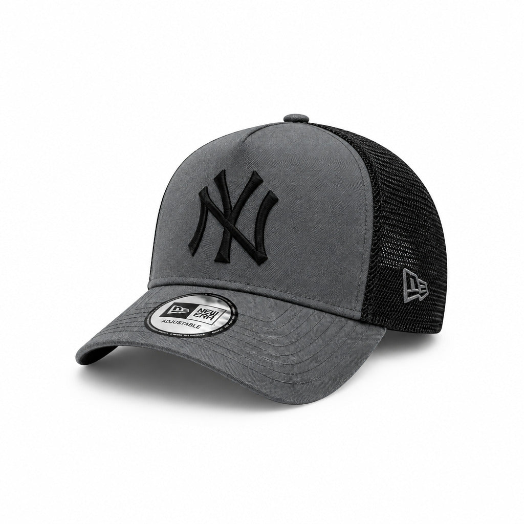 Gorra NY Yankees E-Frame Trucker rubber logo - Mundo Gorras gris y negra