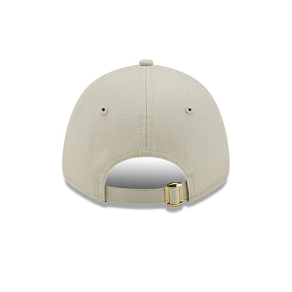 Gorras strapback - New York Yankees 9FORTY Mujer beige metallic